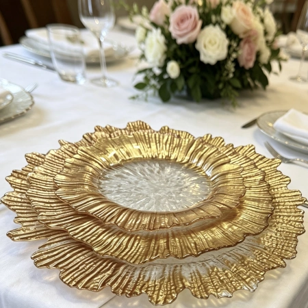 Glass table pad plate, table decoration tableware, glass plate, Glass charger plate Tableware Glass table pad plate, table decoration tableware, glass plate, Glass charger plate Tableware